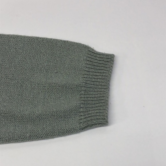 Richards & Jones Lightweight Sweater: Gray - Picture 5 of 8